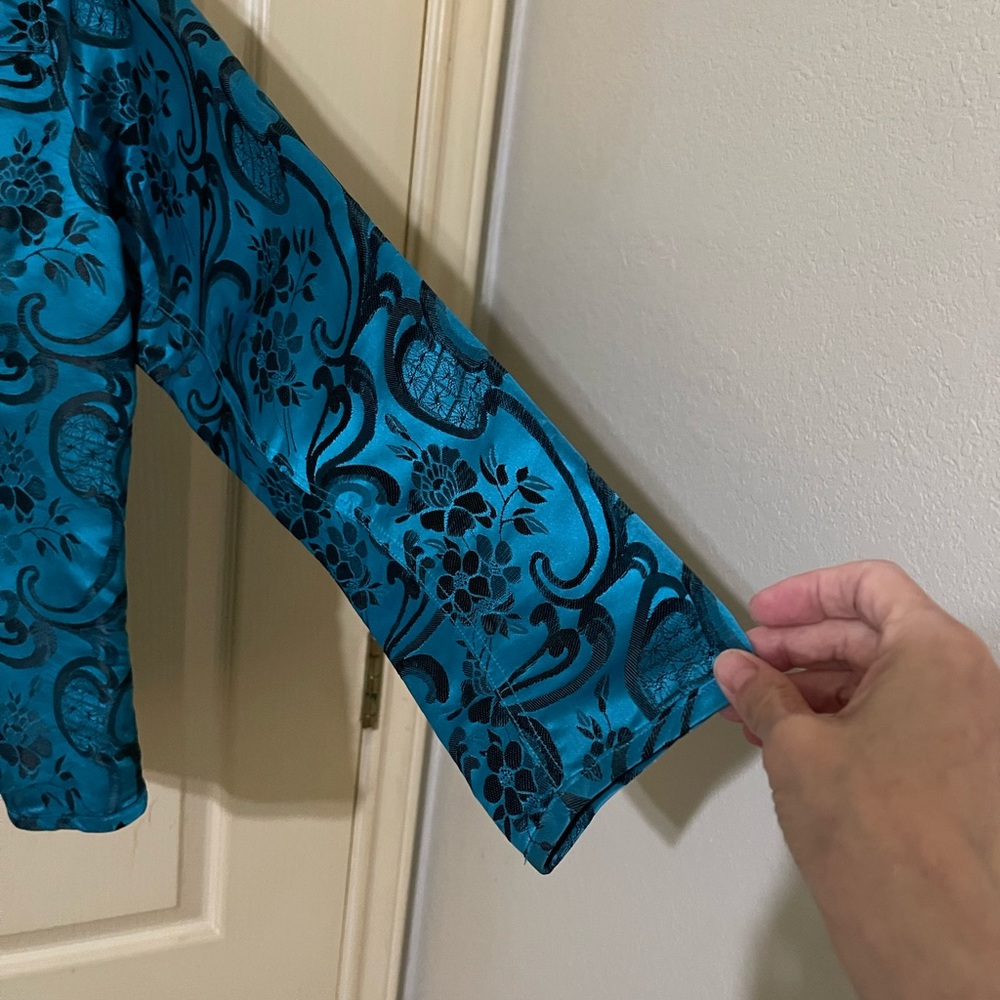 Chico’s embroidered Teal Dinner Jacket, Size 2 - Picture 4 of 6